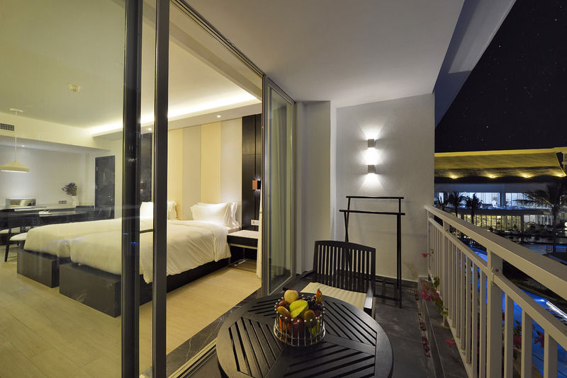 Palace Resort Yalong Bay Sanya Luoyushangcun Exterior foto